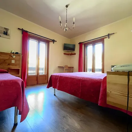 Garni Mille Pini ホテル スカンノ