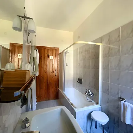 Garni Mille Pini スカンノ