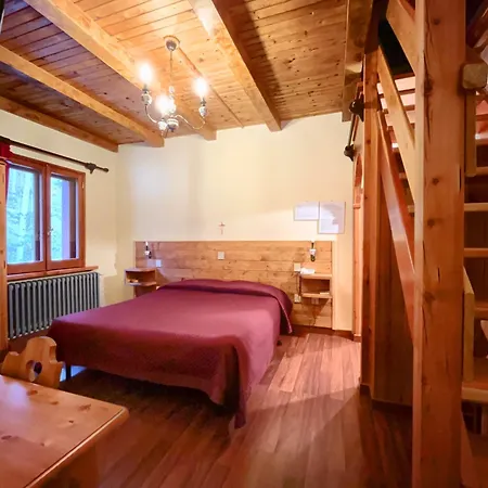 מלון Garni Mille Pini 3*