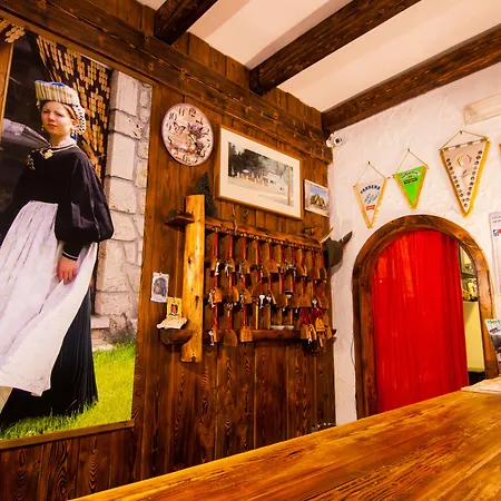 Garni Mille Pini 3* スカンノ