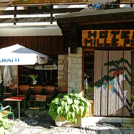 Garni Mille Pini מלון סקאנו