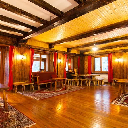 ホテル Garni Mille Pini