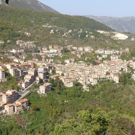 מלון Garni Mille Pini 3*