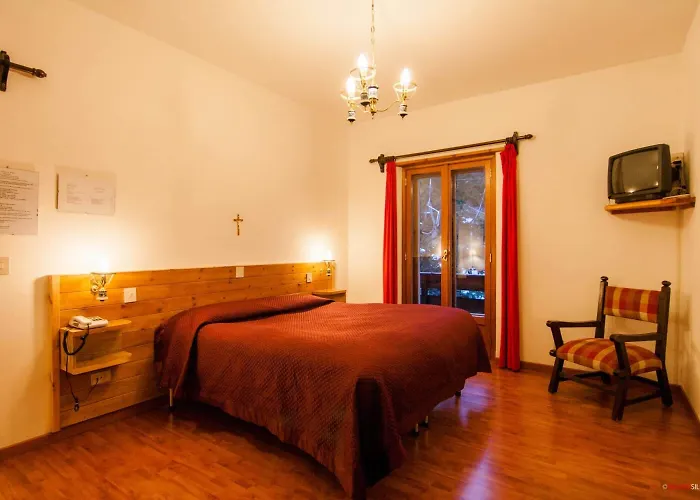 Garni Mille Pini Отель